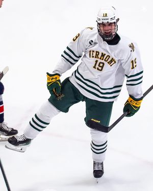 Image post by @uvmmhockey on Instagram
