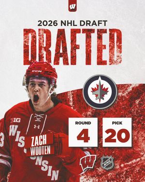 Image post by @BadgerMHockey on Twitter