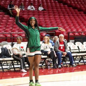 Image post by @valleystatewbb on Instagram