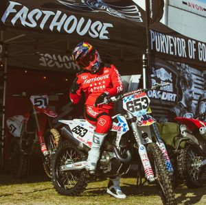 Image post by @dayinthedirtdownsouth on Instagram