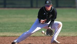 Image post by @bearcatsports on Twitter