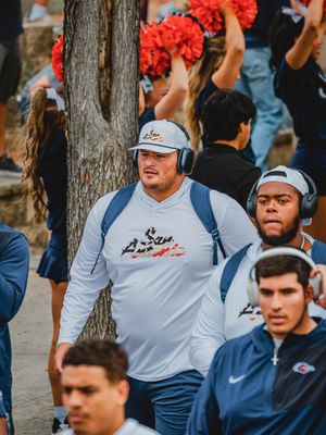 Image post by @utsaftbl on Instagram