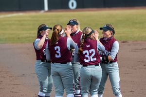 Image post by @SIU_Softball on Twitter/X