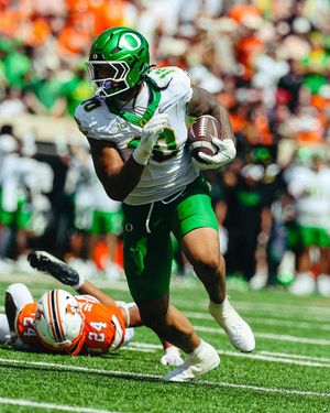 Image post by @oregonfootball on Instagram