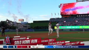 Video post by @AngelsBeisbol on Facebook
