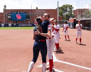 Image post by @UHCougarSB on Twitter