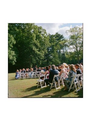 Image post by @skylarlienphoto on Instagram