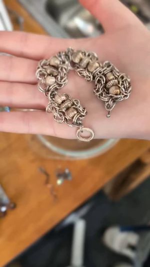 Video post by @beadcache on Facebook