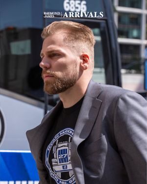 Image post by @TBLightning on Twitter