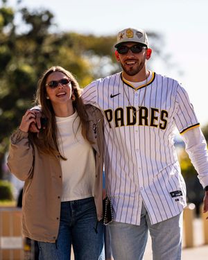 Video post by @Padres on Twitter