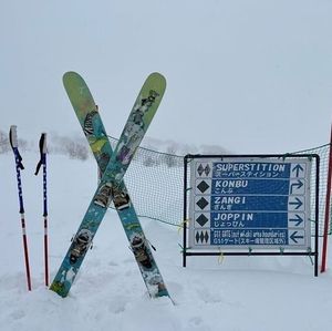 Image post by @j_skis on Instagram