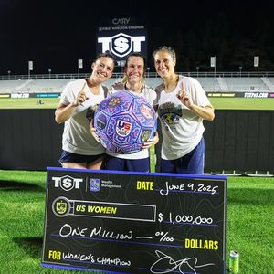 Image post by @carlilloyd on Instagram