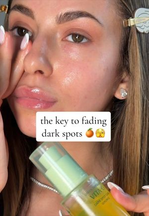 Video post by @anyaweitz on TikTok