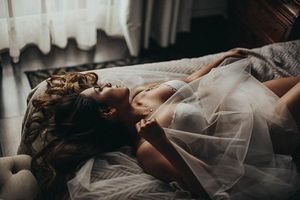 Image post by @boudoirart_photography_ on Instagram