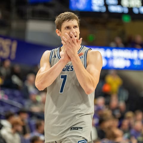 Image post by @ucdavismbb on Instagram