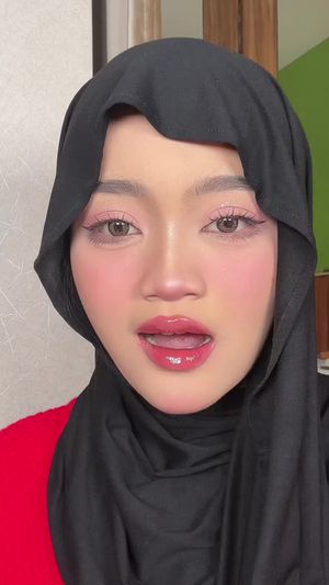 Video post by @hellodhani on TikTok