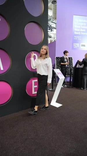Video post by @thewombeauty on TikTok