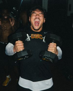 Image post by @uscfb on Instagram