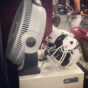 Image post by @umassfootball on Instagram