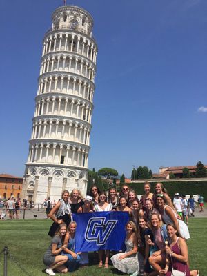 Image post by @GVSUVOLLEY on Twitter