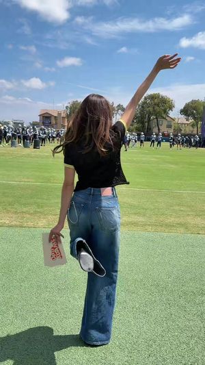 Video post by @heykayadams on TikTok