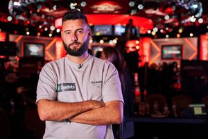 Image post by @pokergo on Instagram