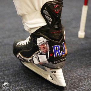 Image post by @buffalosabres on Instagram