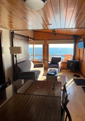 Image post by @breezypointcabins on Facebook