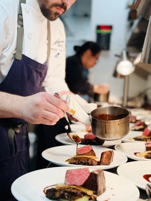 Image post by @niccossteak on Instagram