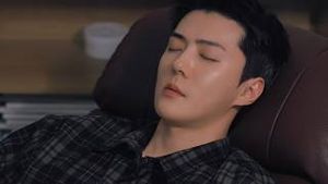 Video post by @weareoneexo on YouTube