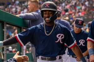 Image post by @RainiersLand on Twitter