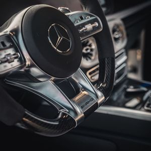 Image post by @usseryauto on Instagram