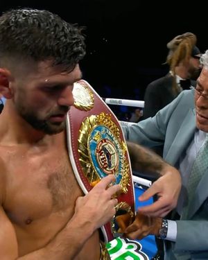 Image post by @matchroomboxing on Instagram