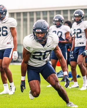 Image post by @uvafootball on Instagram