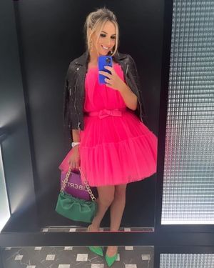 Image post by @naomilouisemakeup on Instagram