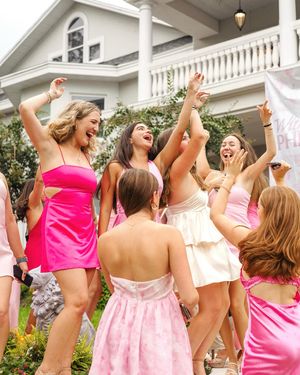 Image post by @ufphimu on Instagram