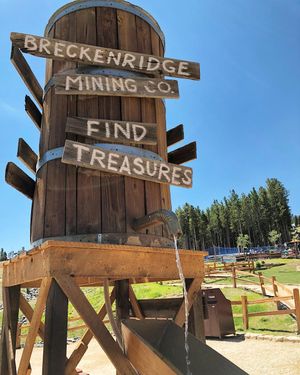 Image post by @breckenridgemtn on Instagram