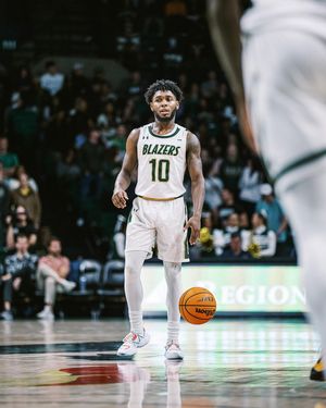 Image post by @jellyfam.j on Instagram