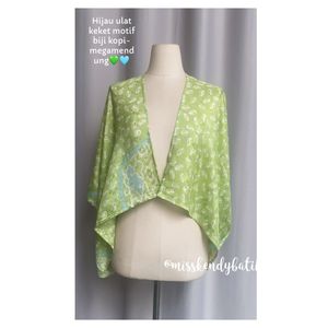 Image post by @misskendybatik on Instagram
