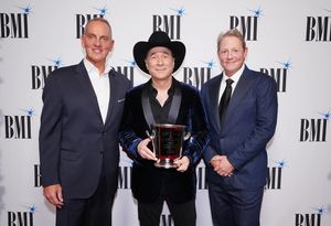 Image post by @bmi on Instagram
