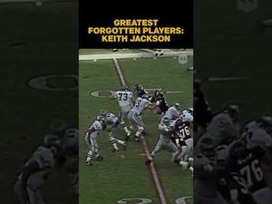 Video post by @NFL Throwback on YouTube