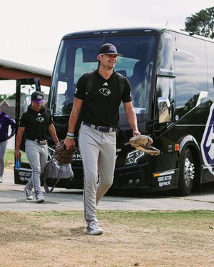 Image post by @hpu_baseball on Instagram