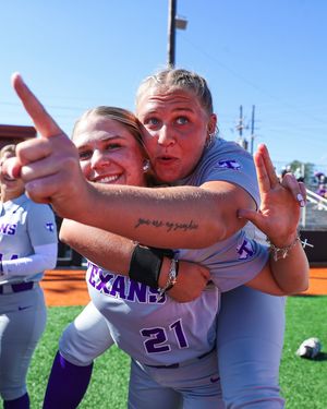 Image post by @tarletonsoftball on Instagram