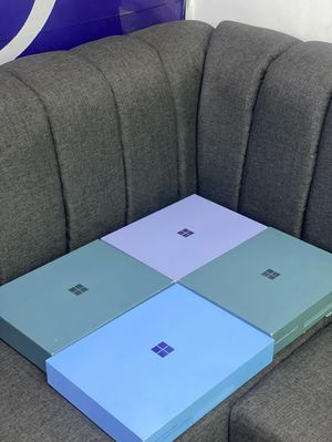 Image post by @pucglinkofficiallaptops on Instagram