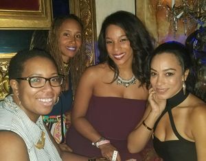 Image post by @angelarye on Instagram