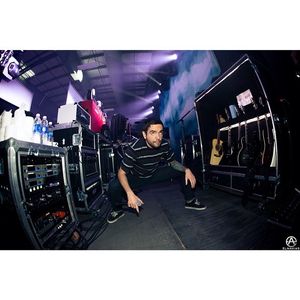 Image post by @therealjeremymckinnon on Instagram
