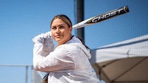 Video post by @eastonbaseballsoftball on YouTube