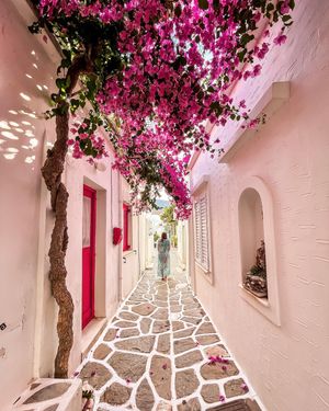 Image post by @your.travel.box on Instagram