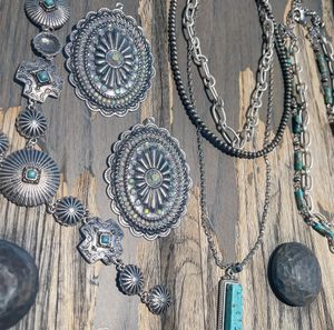 Image post by @shopfillyflair on Instagram