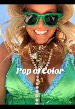 Video post by @shop.with.caroline on TikTok